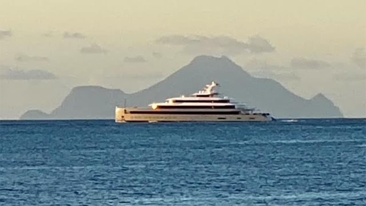 Caribbean Photo Of The Week A Superyacht In St Maarten