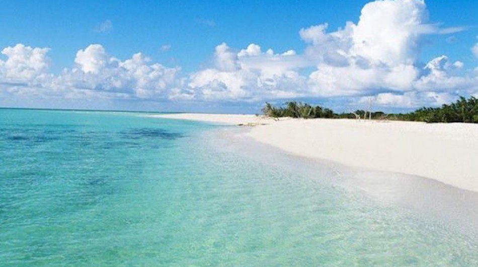 United Launches Chicago-Turks and Caicos Flights