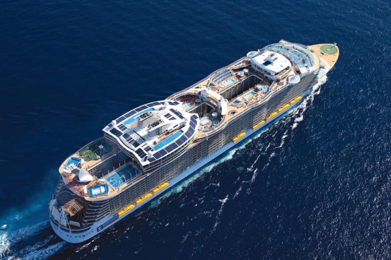 Royal Caribbean Orders New Oasis Class Cruise Ship 7067