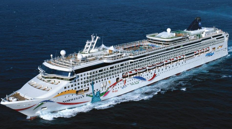 First Cruise Ship Returning to St Croix